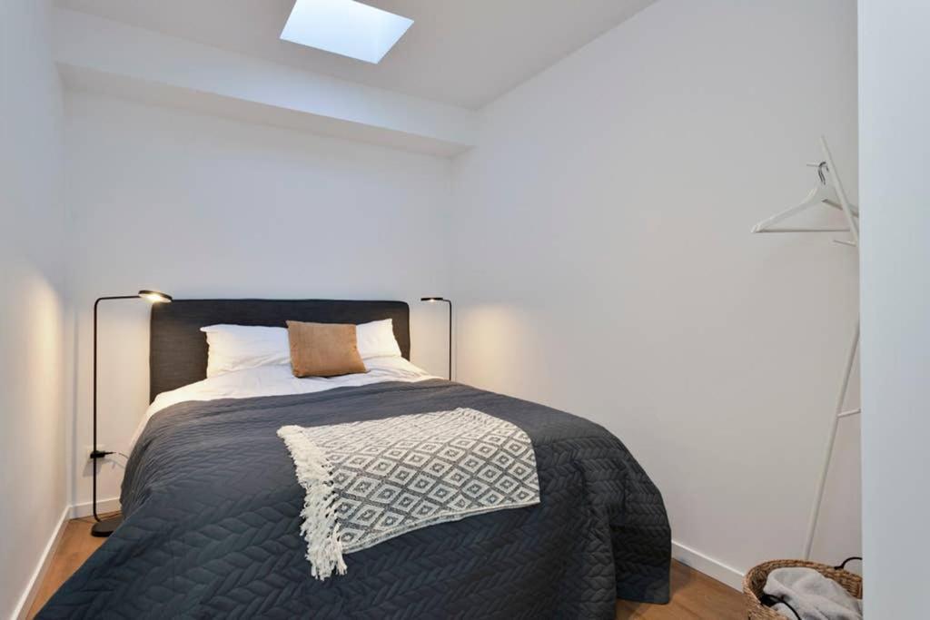 Penthouse, Rooftop Terrace, Free Netflix, Wifi And Airco Antwerpen