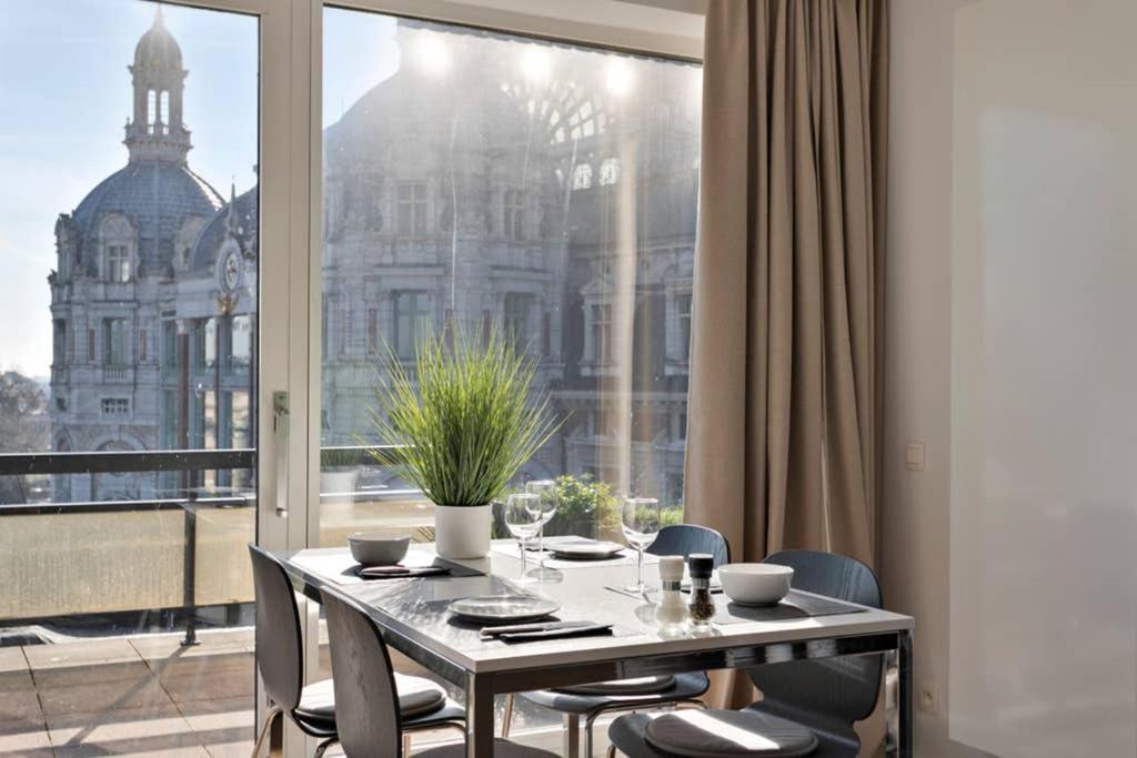 Penthouse, Rooftop Terrace, Free Netflix, Wifi And Airco Appartement